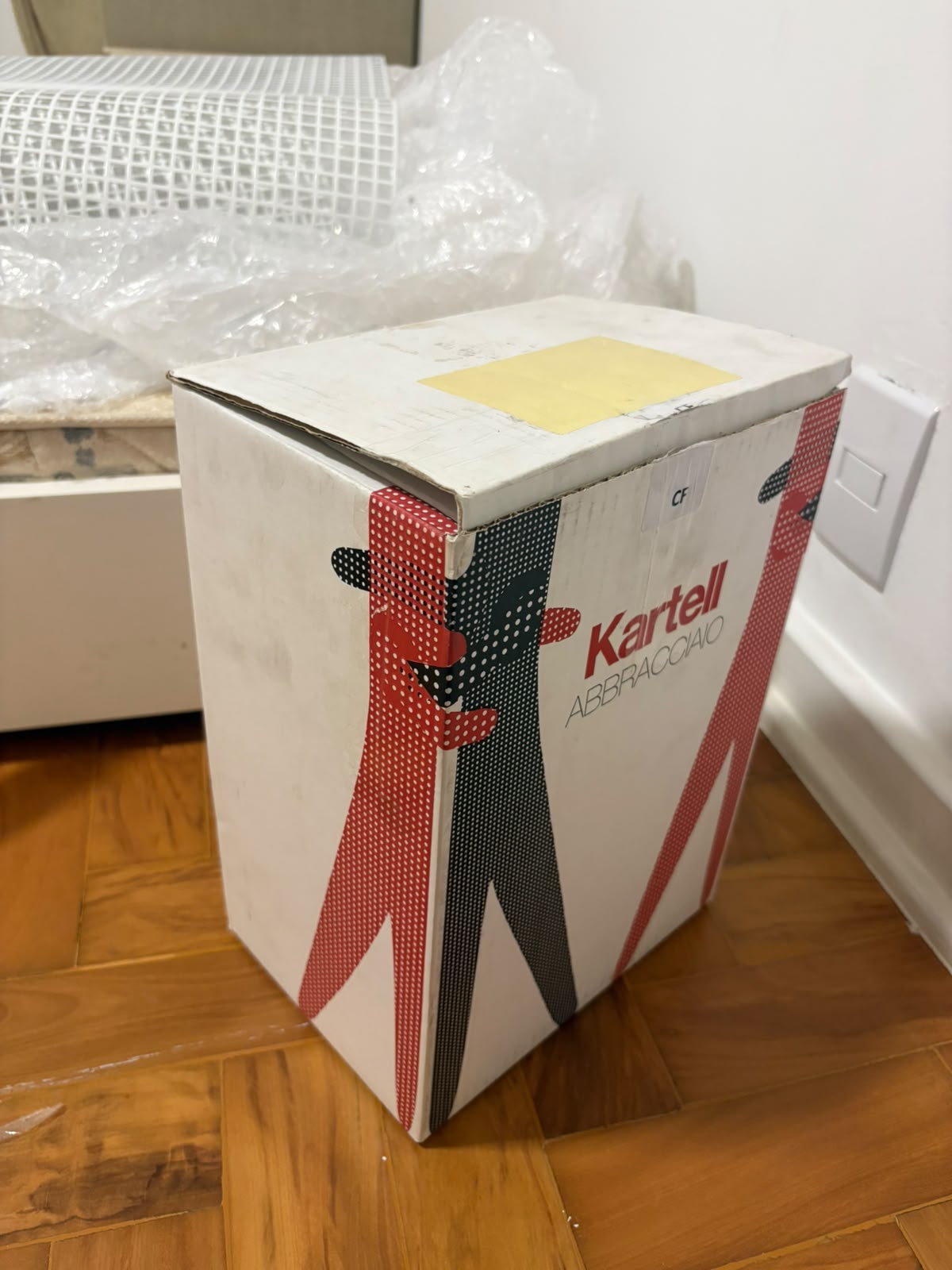 Kartell Abbracciaio Candelabro Starck Alumínio Caixa Aberta — foto 6 de 9